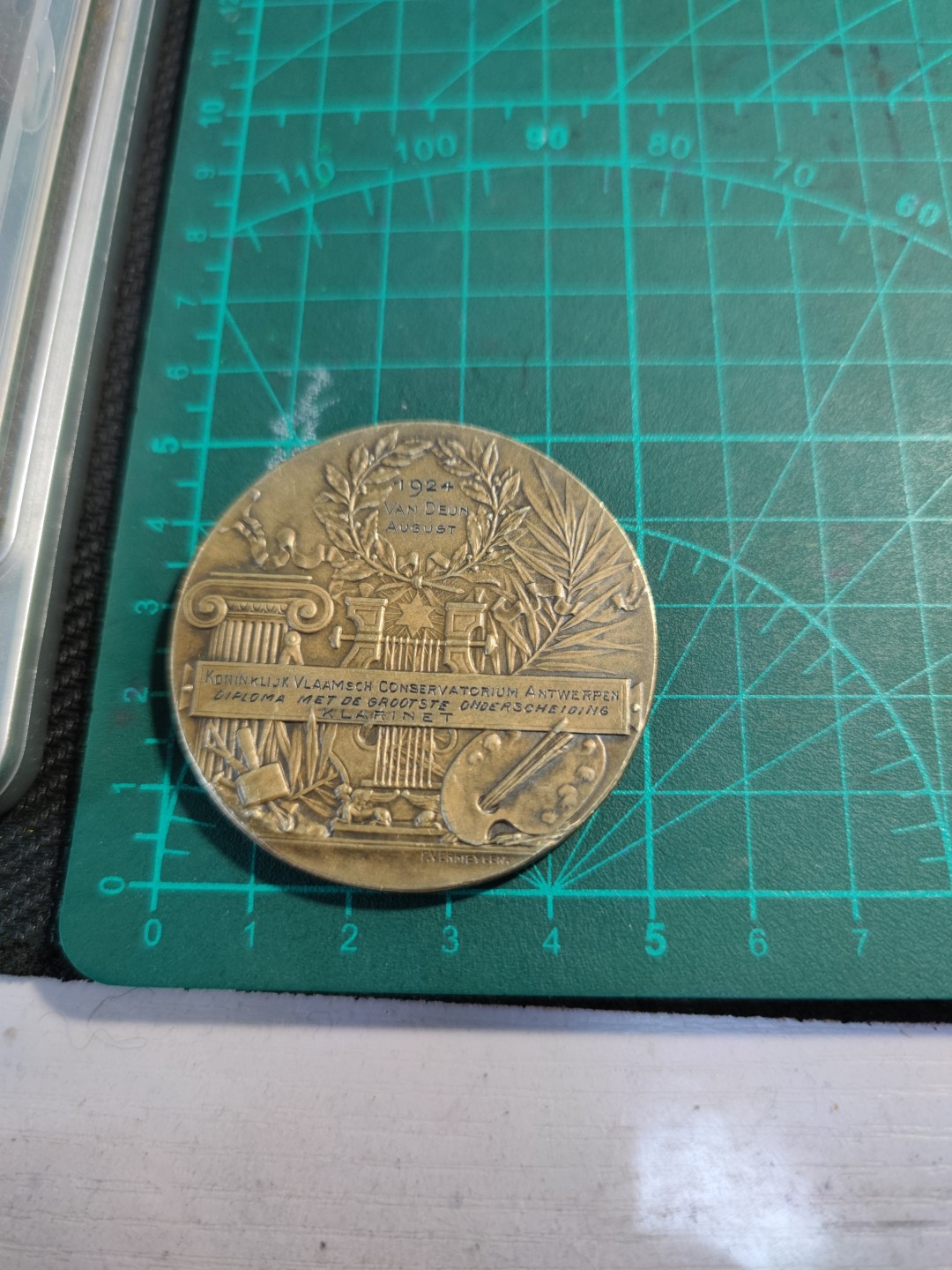 gush小明220626 比利时1924安特卫普音乐学院镀银铜章 国王阿尔伯特头像
