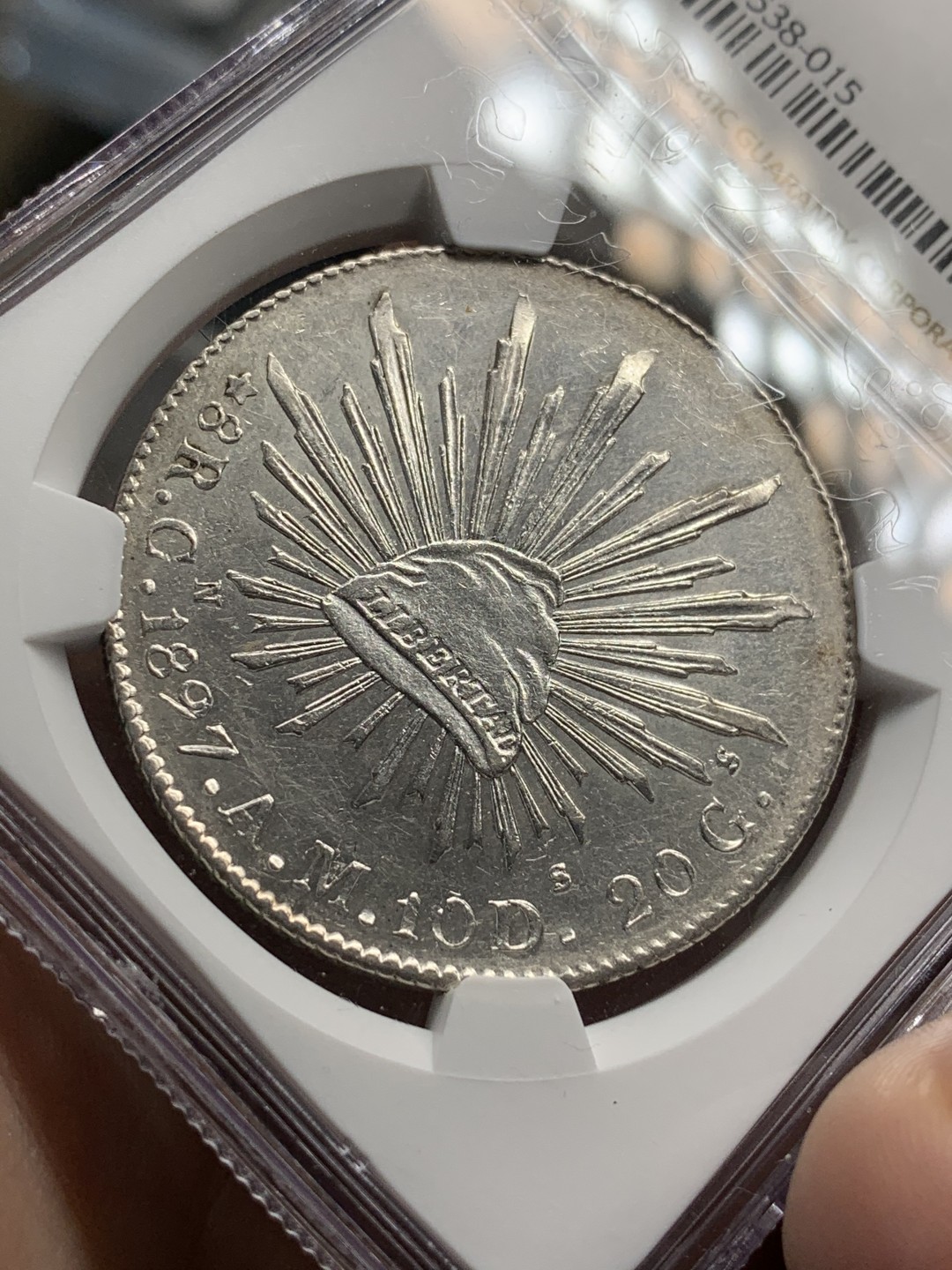 《竞宝斋》第67场-本周日，周一，周四.3场连拍（全场不限金额包邮） NGC MS61 墨西哥 1897年 8R 花边鹰洋 底板深打 状态好，羽毛光亮 一根不少