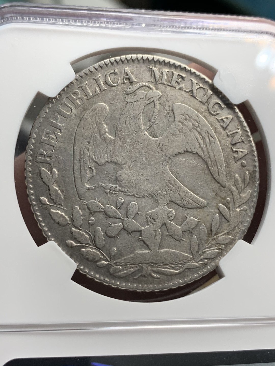 《竞宝斋》第67场-本周日，周一，周四.3场连拍（全场不限金额包邮） NGC VF 细节评级 墨西哥 1850年 早期 花边鹰洋 状态不错