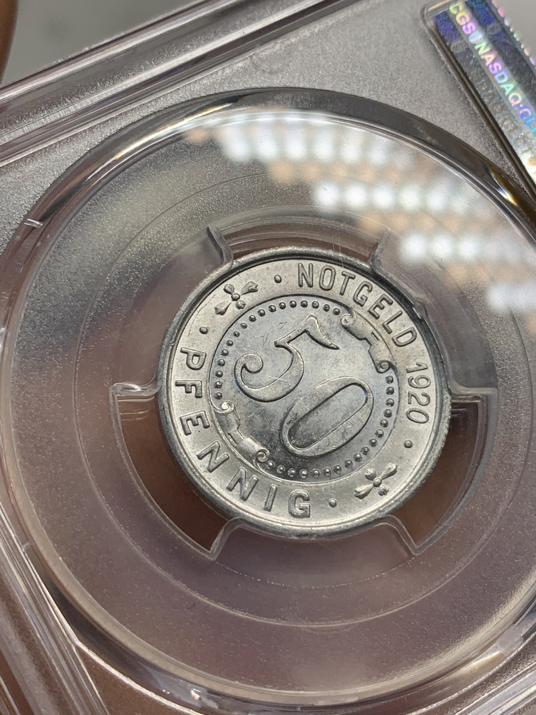 《竞宝斋》第67场-本周日，周一，周四.3场连拍（全场不限金额包邮） 季军分 PCGS MS64  德国 1920年 门登洞熊50芬尼铝币  知名币种 少见高分 上面还有一个65，一个67