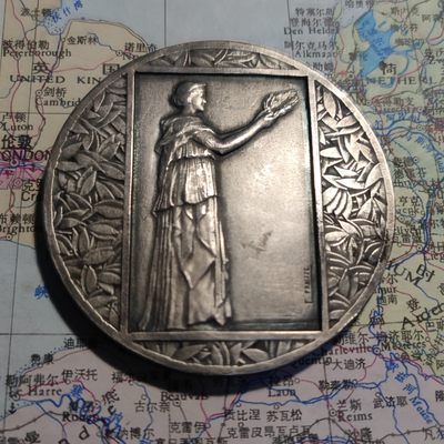 gush小明220626 法国1927装饰艺术镀银铜章 弗瑞斯章牌作品