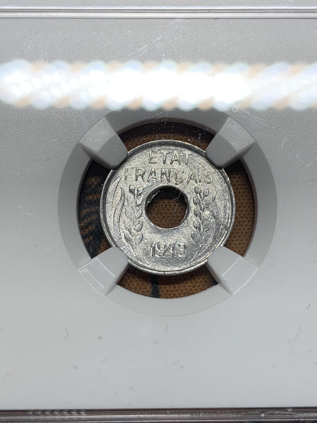 《竞宝斋》第67场-本周日，周一，周四.3场连拍（全场不限金额包邮） NGC-MS64 法国印度支那 1943年 1分 铝币 也是属于坐洋系列晚期的一个辅币