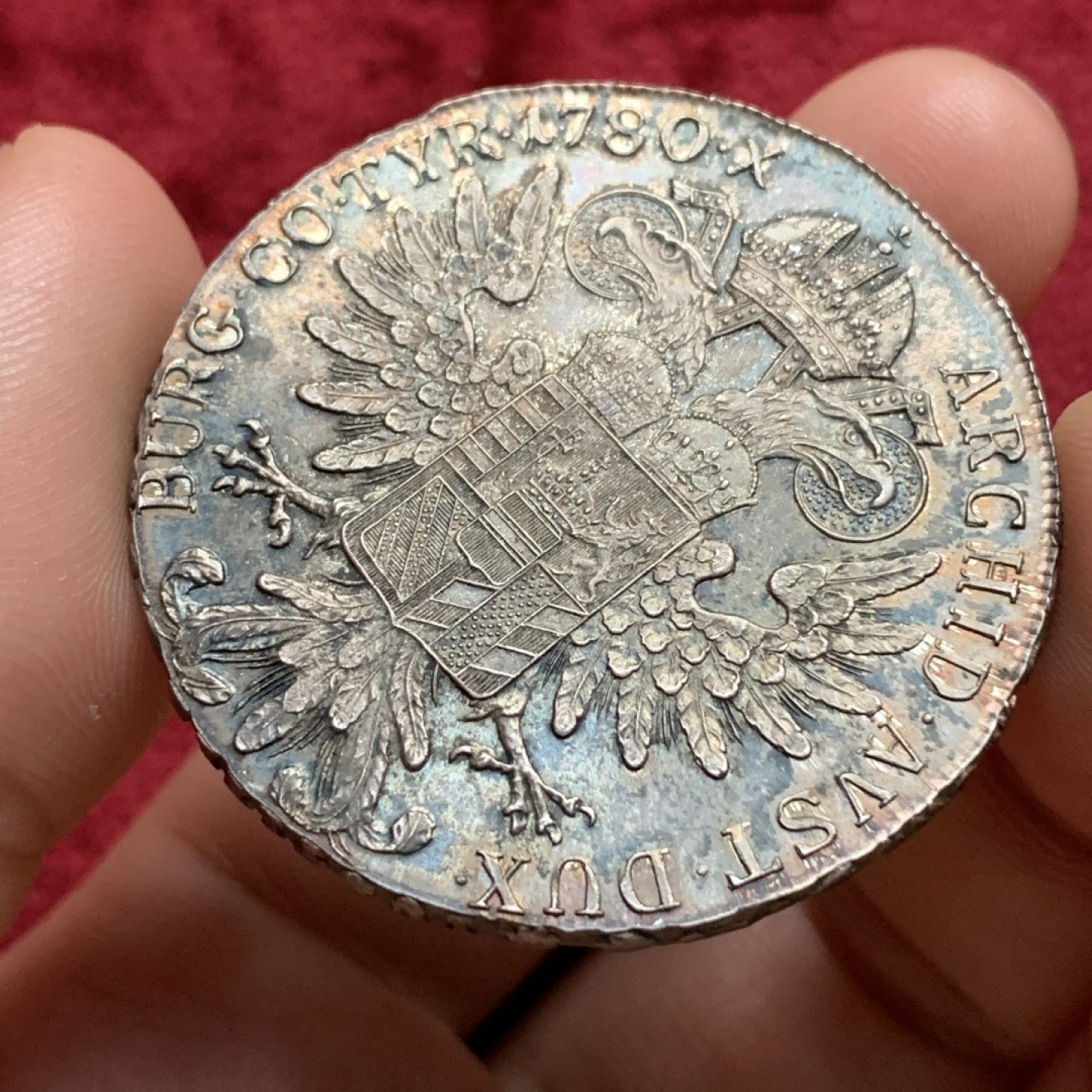 《竞宝斋》第67场-本周日，周一，周四.3场连拍（全场不限金额包邮） 奥地利 1780年 大奶妈 泰勒银币  双须版 双面超五彩  非常难得