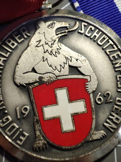 gush小明220626 瑞士狩猎节奖章七枚一起