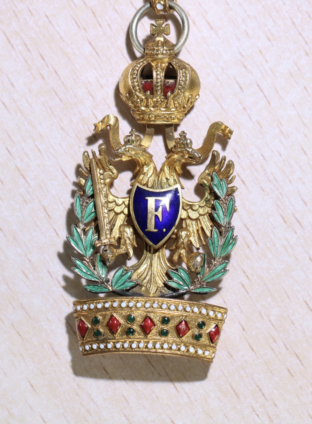 大猫徽章拍卖第195期 奥匈帝国骑士级铁王冠勋章