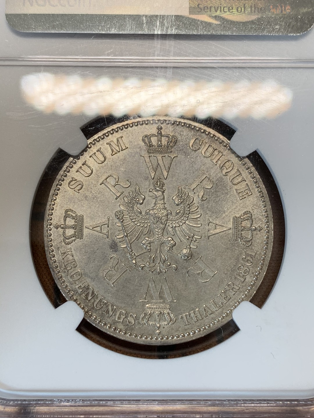 《竞宝斋》第67场-本周日，周一，周四.3场连拍（全场不限金额包邮） NGC MS62 德国1861年 普鲁士威廉一世加冕纪念1泰勒 状态不错的毛衣泰勒