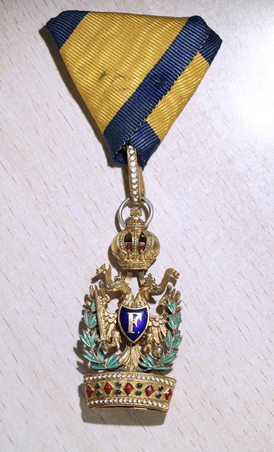 大猫徽章拍卖第195期 奥匈帝国骑士级铁王冠勋章