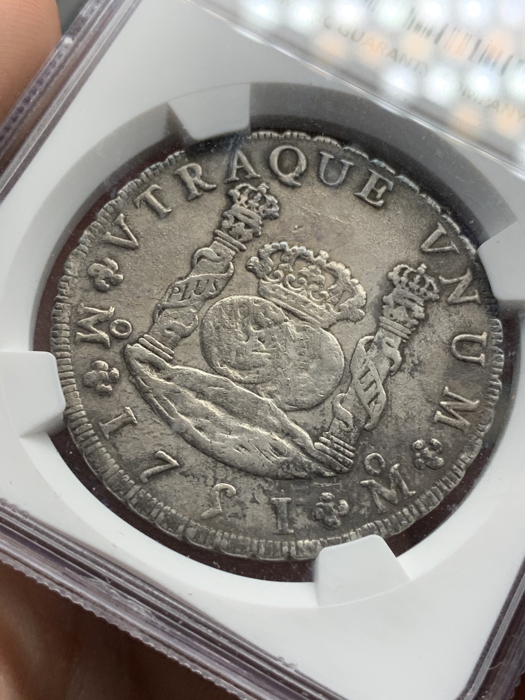 《竞宝斋》第67场-本周日，周一，周四.3场连拍（全场不限金额包邮） NGC-AUD 墨西哥地球双柱 1751  8里亚尔  中早期地球  黑包浆 深打 大热门 SBP拍卖都是五六百刀