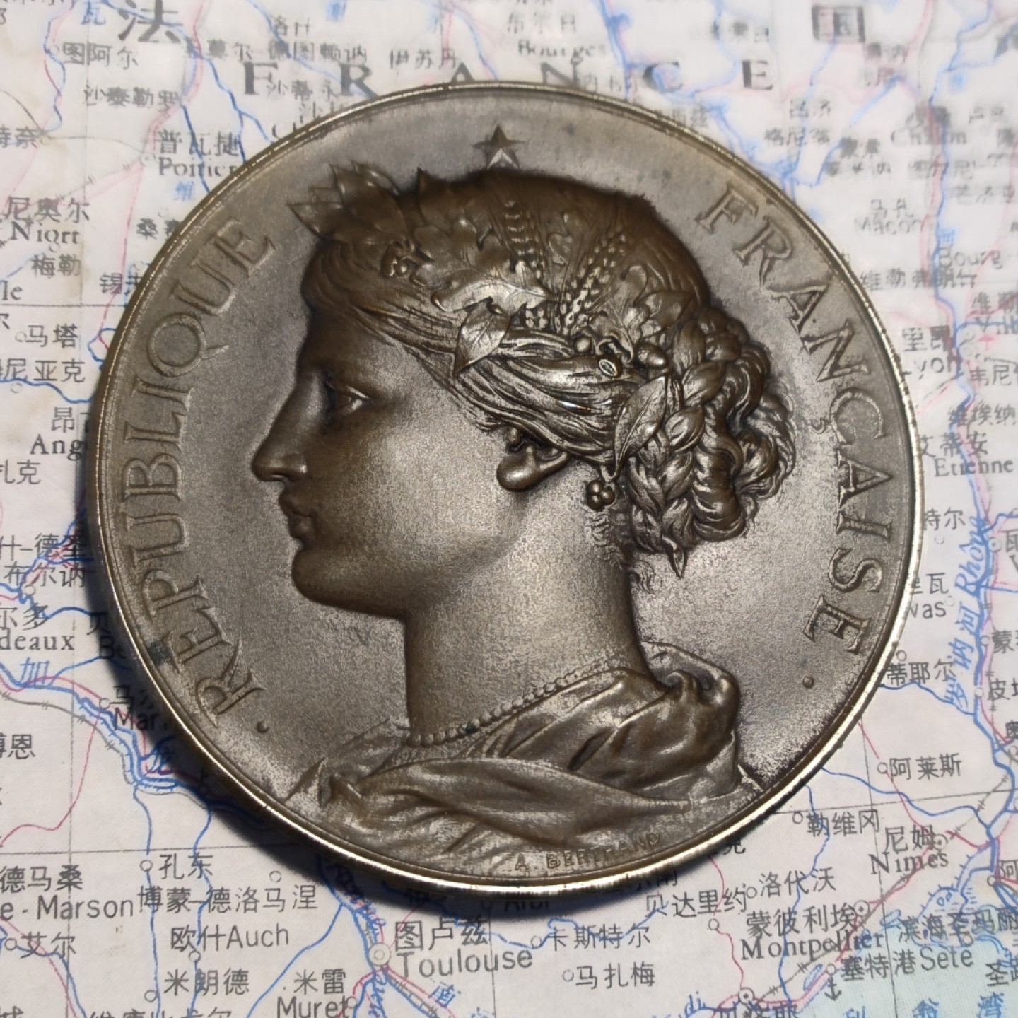 gush小明220626 法国1864玛丽安娜艺术麦朵儿