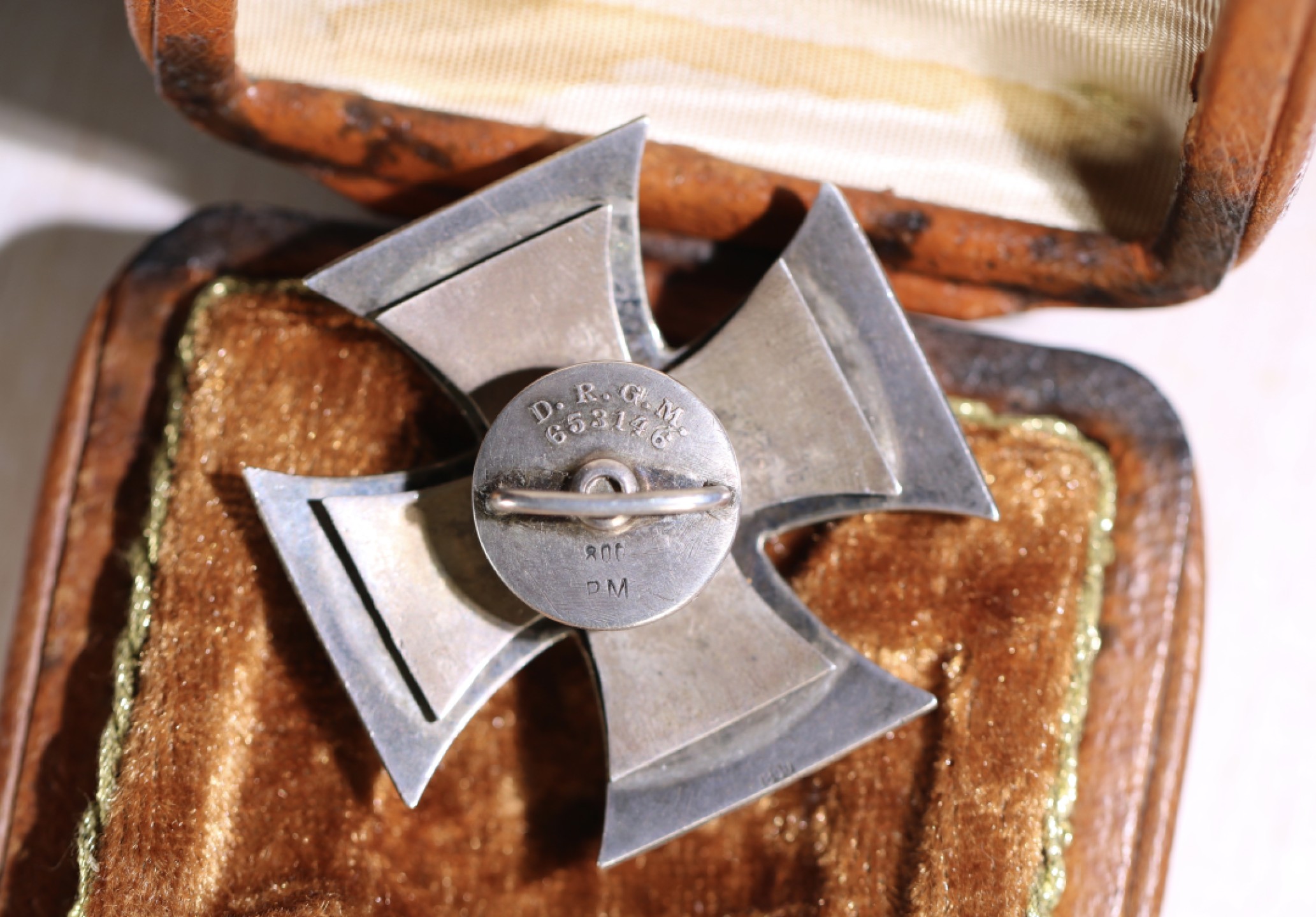 大猫徽章拍卖第195期 PM厂一铁，三片式定制版，800银