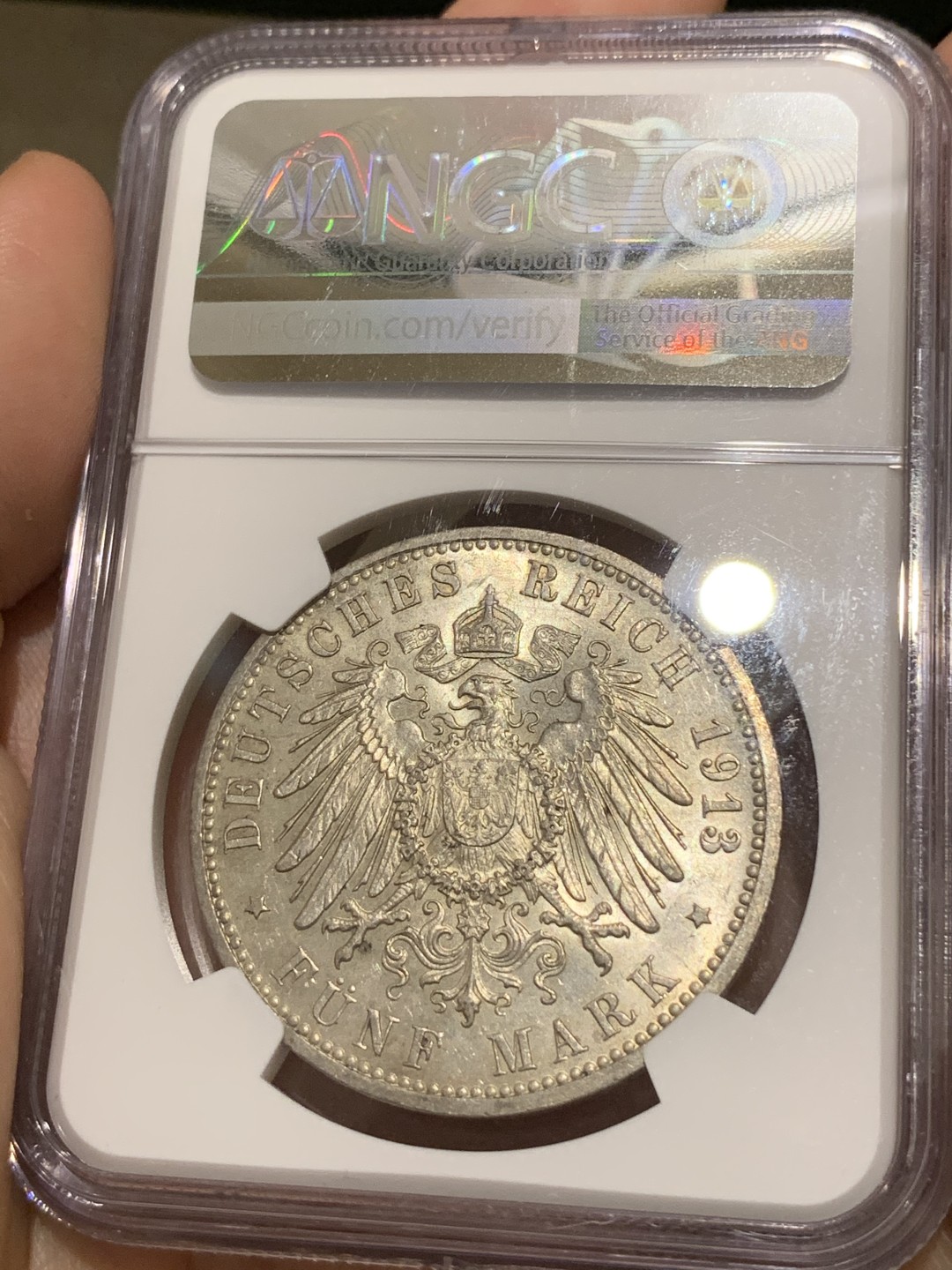 《竞宝斋》第67场-本周日，周一，周四.3场连拍（全场不限金额包邮） NGC MS62 德国 1913年 汉堡 5马克 银币 淡彩金光 非常舒服的状态 上涨品种