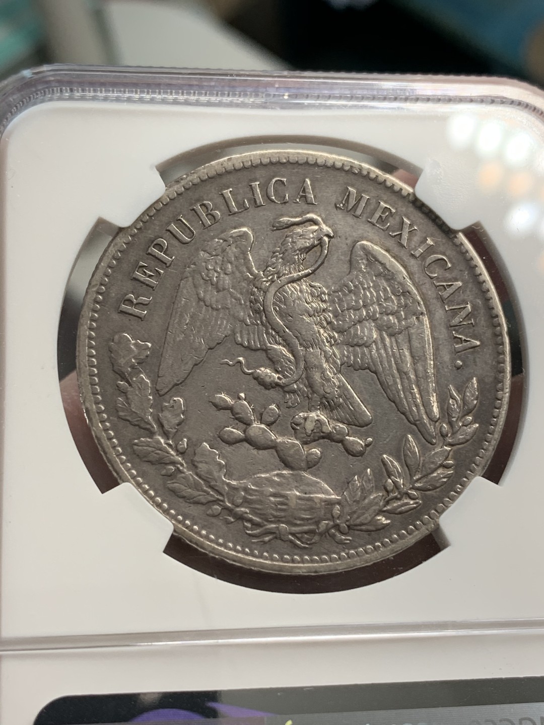 《竞宝斋》第67场-本周日，周一，周四.3场连拍（全场不限金额包邮） NGC AU细节评级 墨西哥 1899年 CN JQ 直边鹰洋 银币 状态不错 慢慢岁月的痕迹