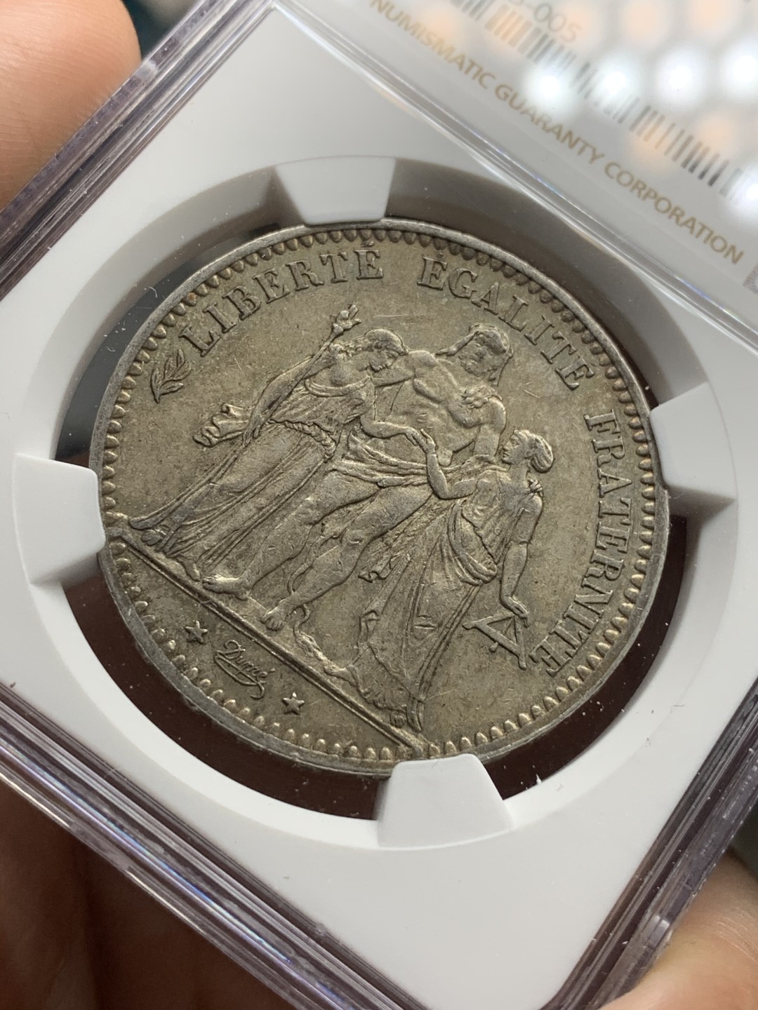 《竞宝斋》第67场-本周日，周一，周四.3场连拍（全场不限金额包邮） NGC-AU53 法国1877年 大力神 5法郎大银币 老包浆 底板也不错