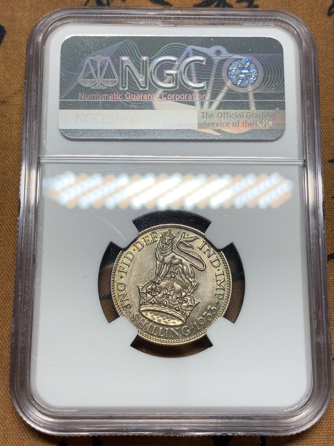 《竞宝斋》第67场-本周日，周一，周四.3场连拍（全场不限金额包邮） NGC-MS64 英国 1933年 乔治五世一先令银币，原味包浆