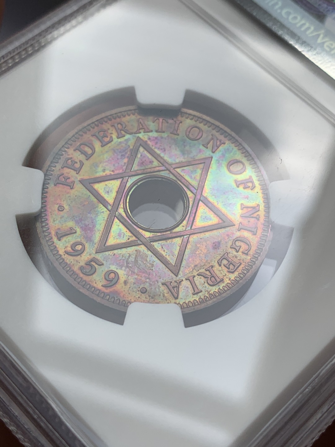 《竞宝斋》第67场-本周日，周一，周四.3场连拍（全场不限金额包邮） 唯一冠军 NGC-PF66RB cameo，1959年尼日利亚精制镜面1便士 铜币 发行量6031枚 紫罗兰包浆 感官极好 难得的藏品