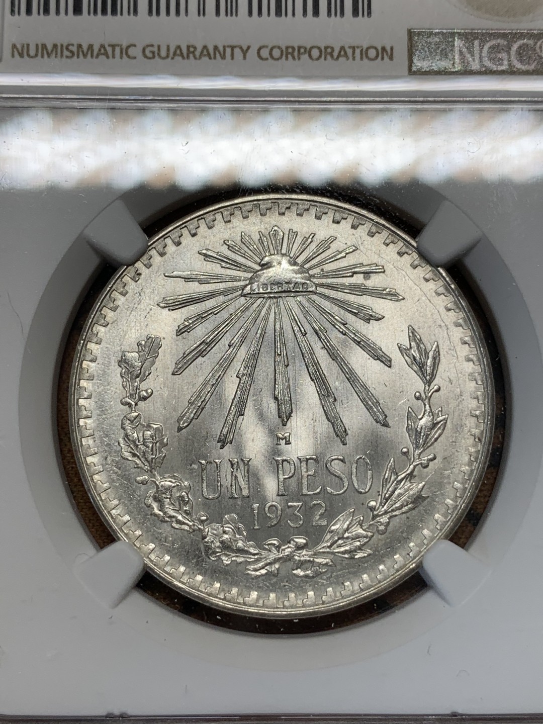 《竞宝斋》第67场-本周日，周一，周四.3场连拍（全场不限金额包邮） NGC-MS65 墨西哥 1932年 1比索 鹰洋 “9”开口版较少见 原光好品银币