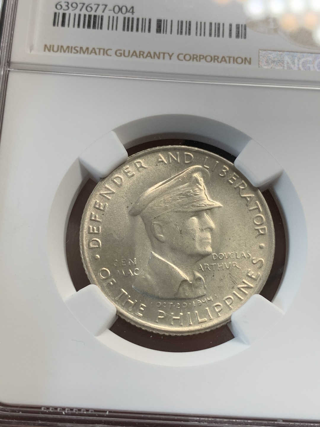 《竞宝斋》第67场-本周日，周一，周四.3场连拍（全场不限金额包邮） NGC-MS66菲律宾1947年马克阿瑟半比索大银币