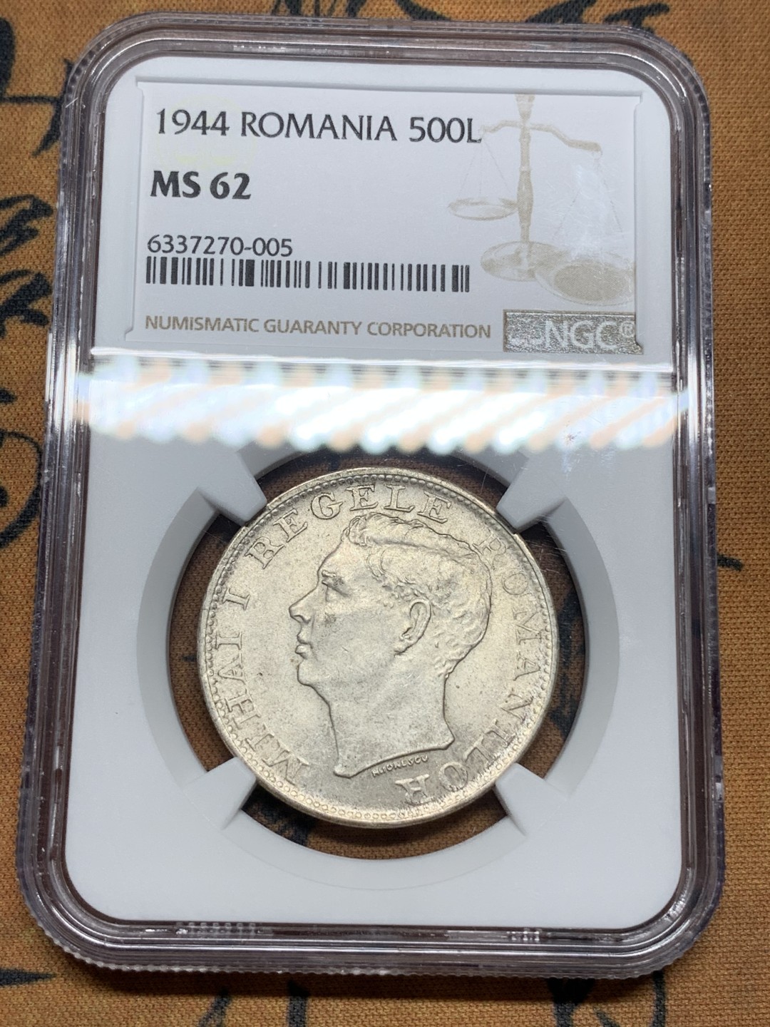 《竞宝斋》第67场-本周日，周一，周四.3场连拍（全场不限金额包邮） NGC-MS62 罗马尼亚 1944年 500列伊银币 原光好品 