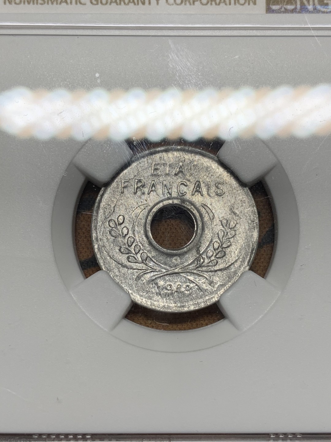 《竞宝斋》第67场-本周日，周一，周四.3场连拍（全场不限金额包邮） NGC-MS64 法国印度支那 1943年 5分 铝币 也是属于坐洋系列晚期的一个辅币