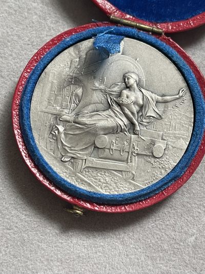 第一期，铜章银章限时拍卖 - 法国东部铁路火车新艺术派银牌【原盒】