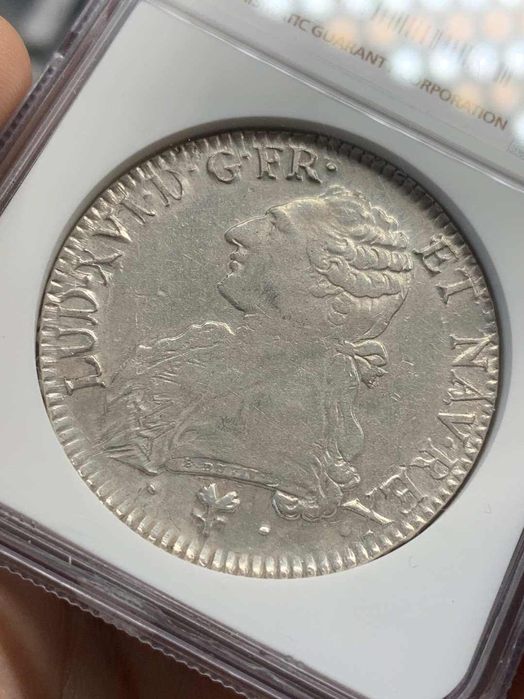 《竞宝斋》第68场-本周日，周一，周四.3场连拍（全场不限金额包邮） NGC AU 法国 1788年路易十六埃居大银币 深打全银光