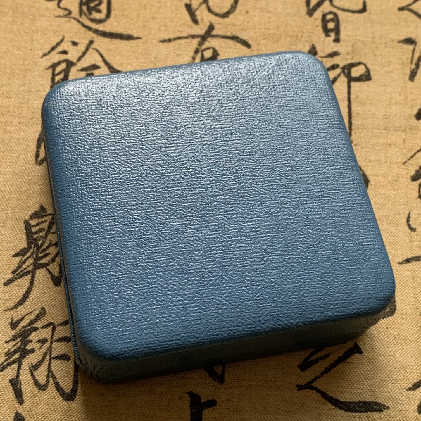 《竞宝斋》第68场-本周日，周一，周四.3场连拍（全场不限金额包邮） 英国1磅原盒精制银币，苏格兰蓟，1989年。