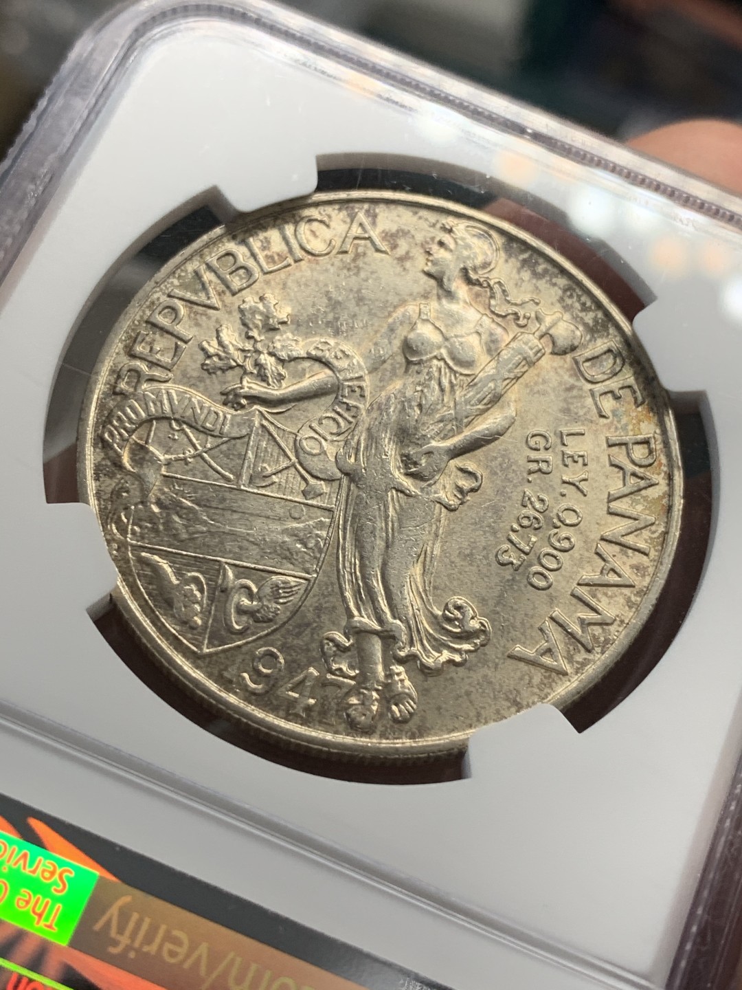 《竞宝斋》第68场-本周日，周一，周四.3场连拍（全场不限金额包邮） NGC-AUD 巴拿马 1947年 1巴波亚 女神银币 银币