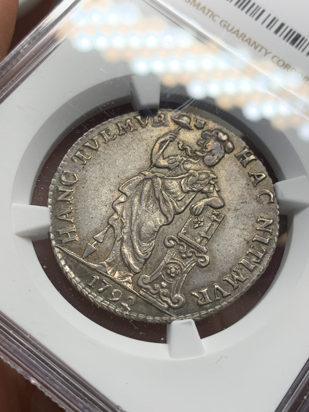 《竞宝斋》第68场-本周日，周一，周四.3场连拍（全场不限金额包邮） NGC-AU55 荷兰1792年 乌德勒支省 1盾银币 更高分就五枚 非常稀少