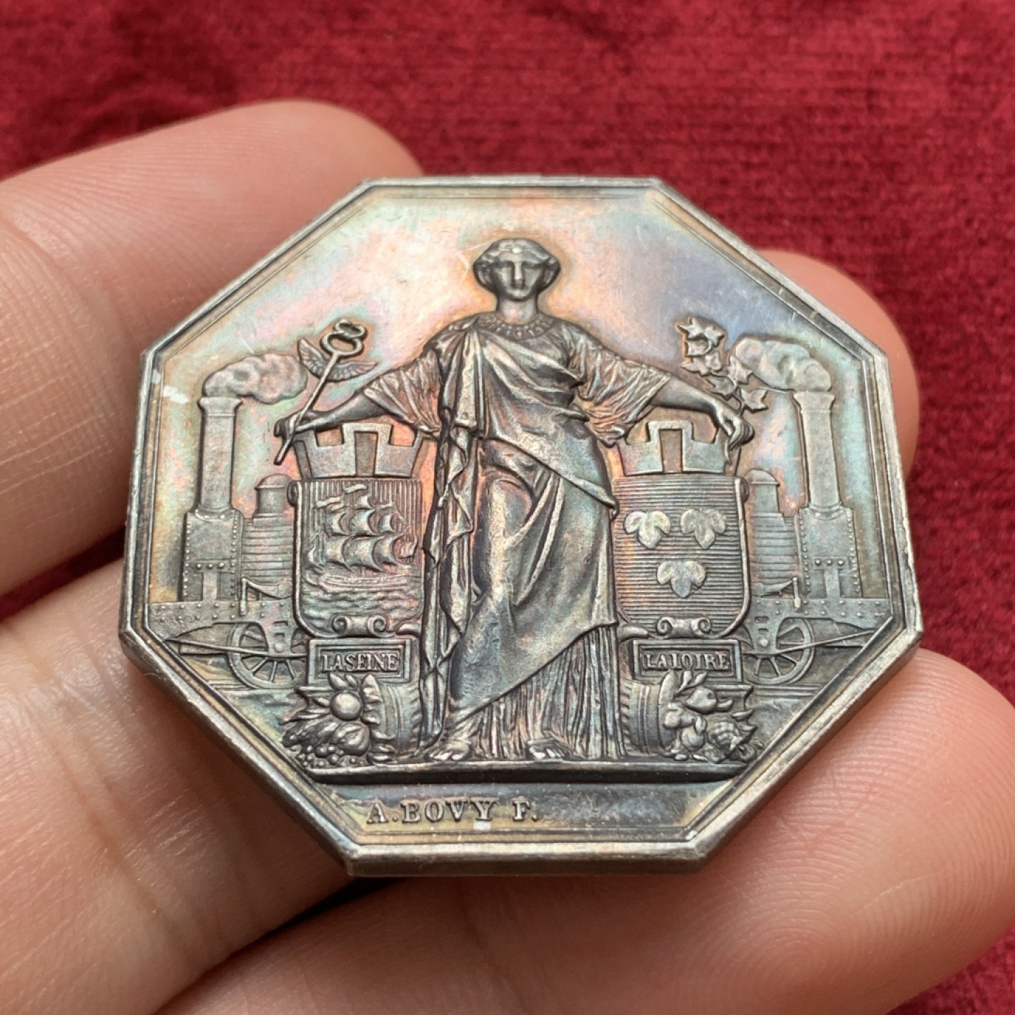 《竞宝斋》第68场-本周日，周一，周四.3场连拍（全场不限金额包邮） 法国1838年火车女神大八角银代币 unc品 原味深五彩包浆 丰饶角边铭 37毫米 24克