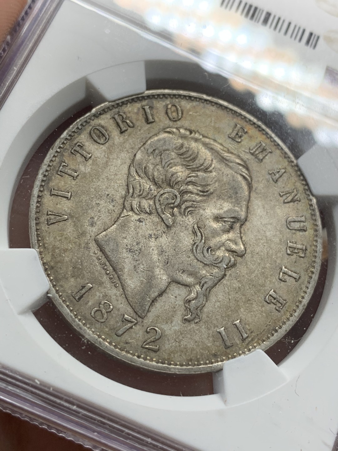 《竞宝斋》第68场-本周日，周一，周四.3场连拍（全场不限金额包邮） NGC-AU50 意大利 1872年 艾曼纽尔二世 5里拉 大银币 原味老包浆