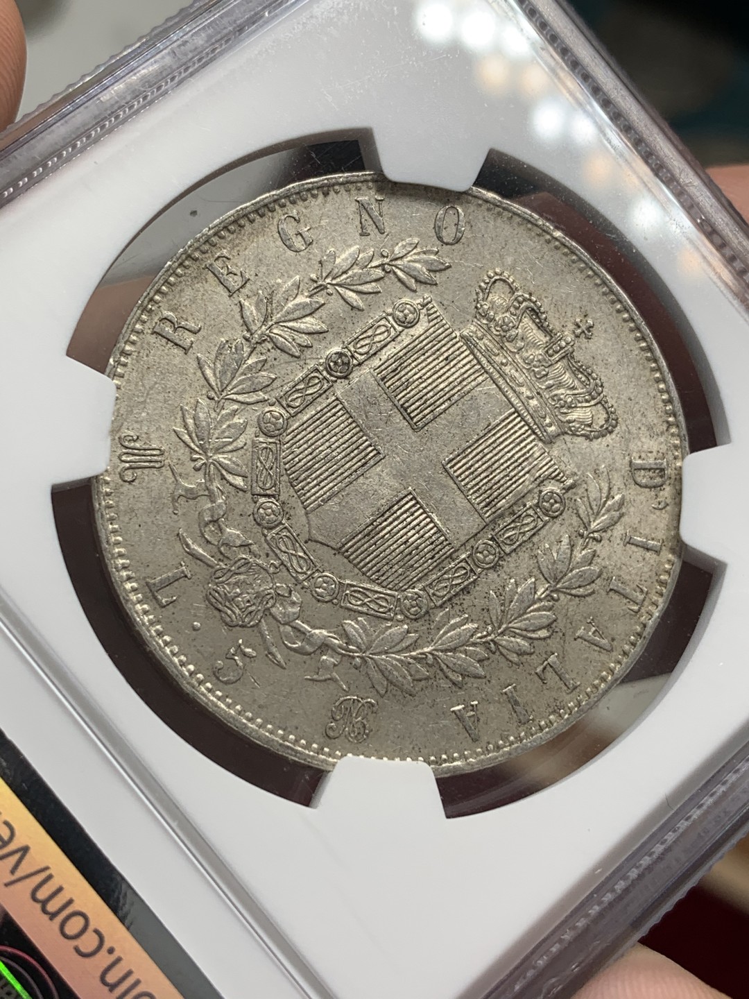 《竞宝斋》第68场-本周日，周一，周四.3场连拍（全场不限金额包邮） NGC-MS61 意大利 1874年 5里拉  银币 淡彩老包浆