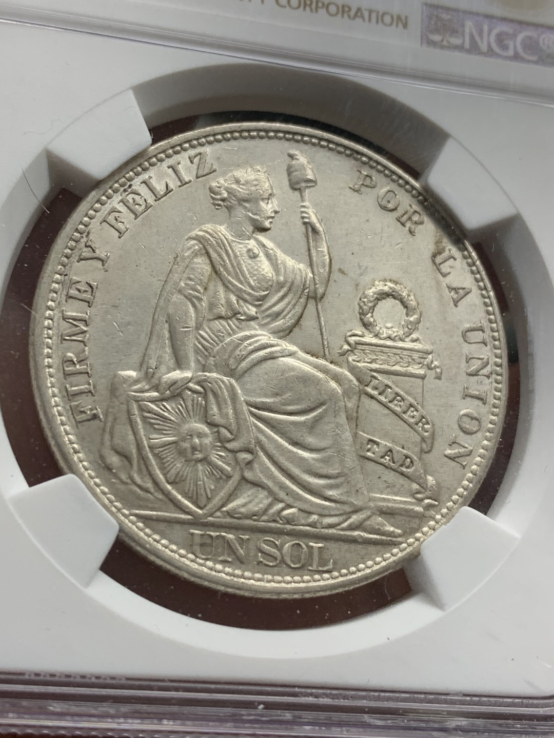 《竞宝斋》第68场-本周日，周一，周四.3场连拍（全场不限金额包邮） NGC-UNC 秘鲁 1915-FG年 1索尔大银币 原光好品 根本看不出清晰 