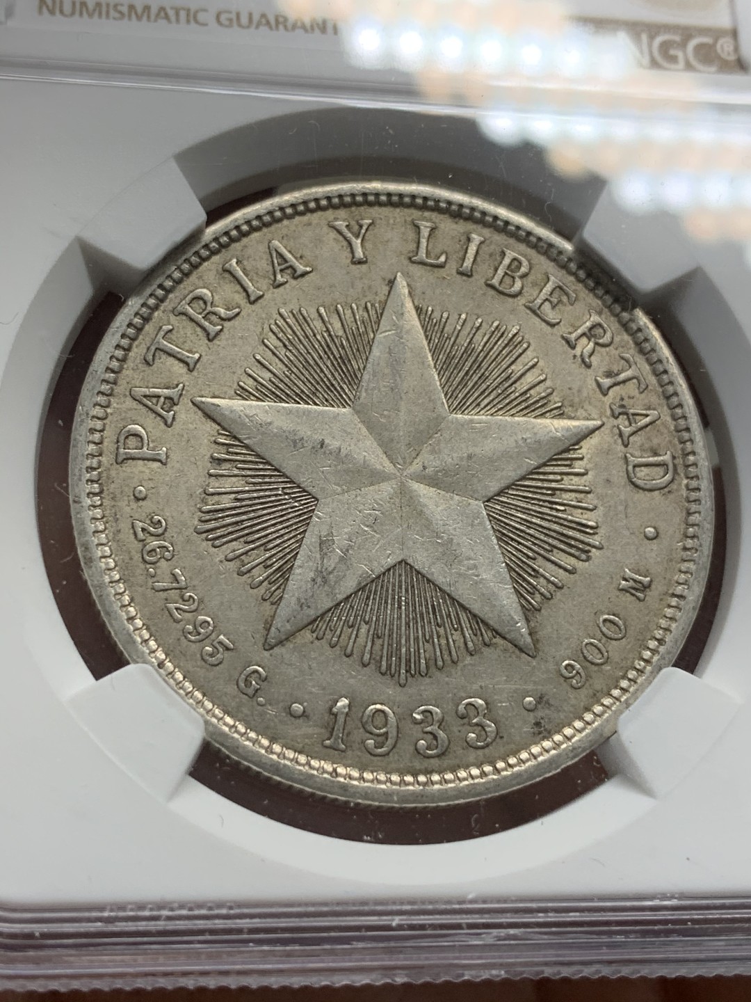 《竞宝斋》第68场-本周日，周一，周四.3场连拍（全场不限金额包邮） NGC-AU 古巴1933年 大五星 1比索 大银币 原味品 没分可惜