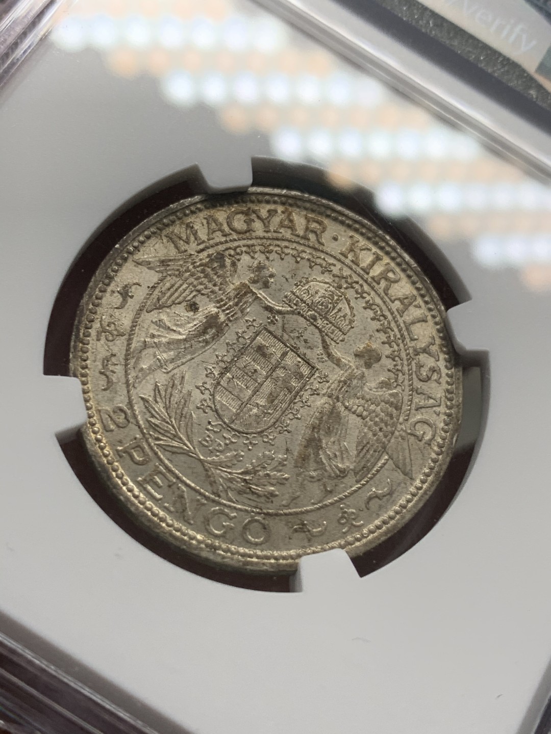 《竞宝斋》第68场-本周日，周一，周四.3场连拍（全场不限金额包邮） NGC-MS63 匈牙利 1939年 圣母抱婴 2潘果银币 原光好品