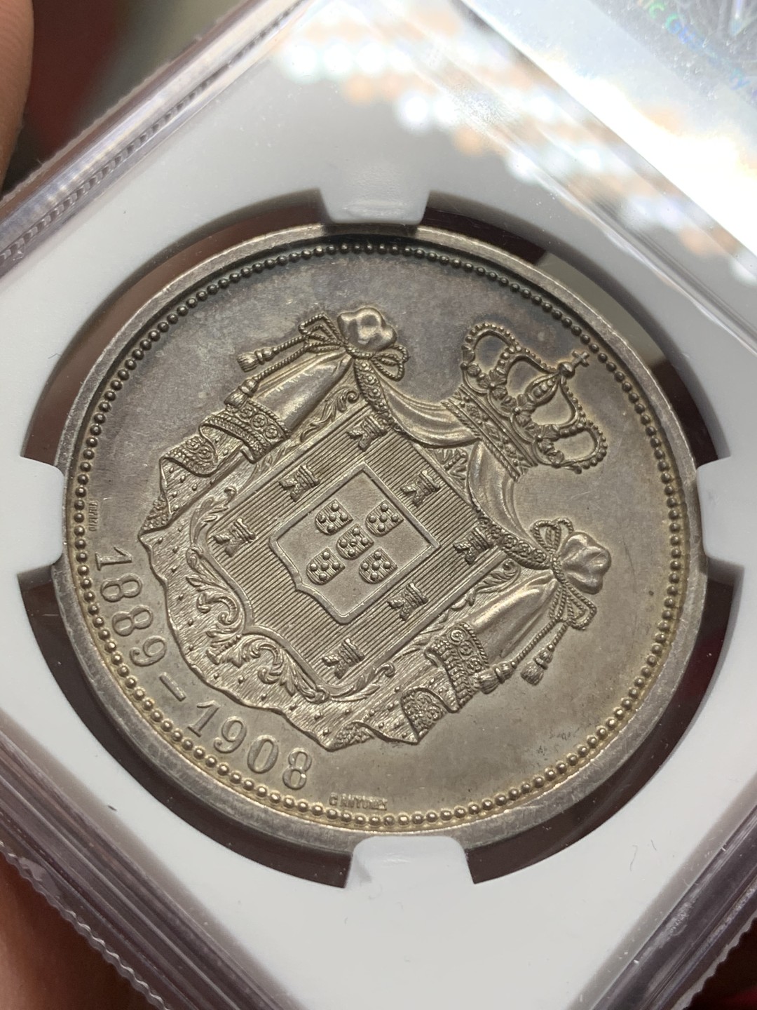 《竞宝斋》第68场-本周日，周一，周四.3场连拍（全场不限金额包邮） NGC-UNC 葡萄牙1908年 二十周年金婚纪念 大银章 非常稀少的品质 没给分可惜了 看不到清晰的痕迹