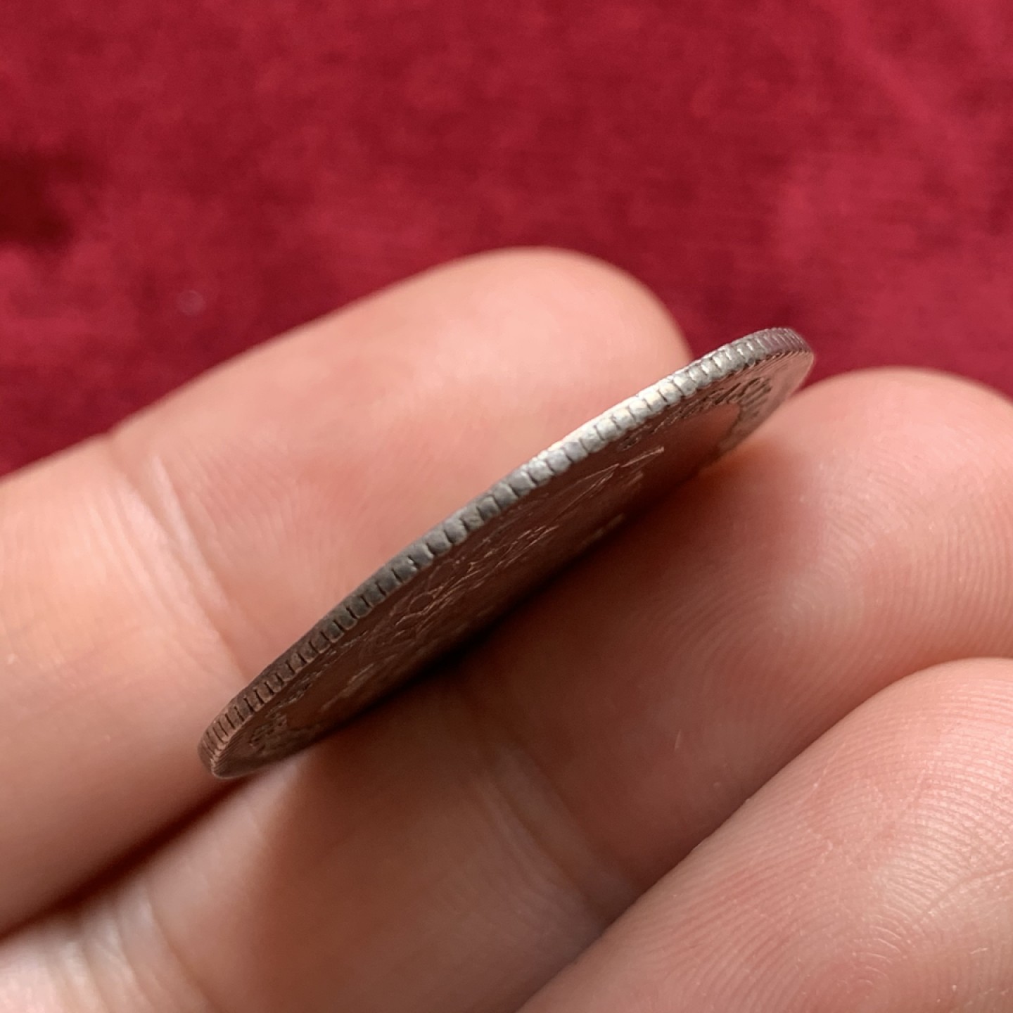 《竞宝斋》第68场-本周日，周一，周四.3场连拍（全场不限金额包邮） 法国1761年圆形银代币 28毫米 7.26克