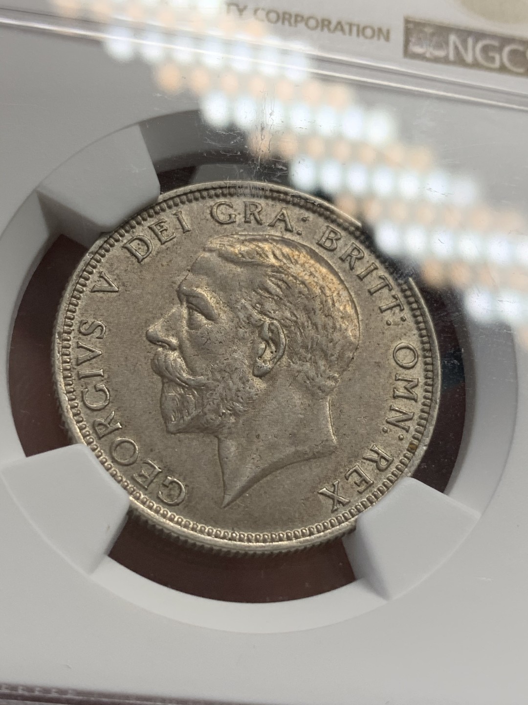 《竞宝斋》第68场-本周日，周一，周四.3场连拍（全场不限金额包邮） NGC-MS61 英国 1931年 2先令弗洛林，乔五银币 包浆难得