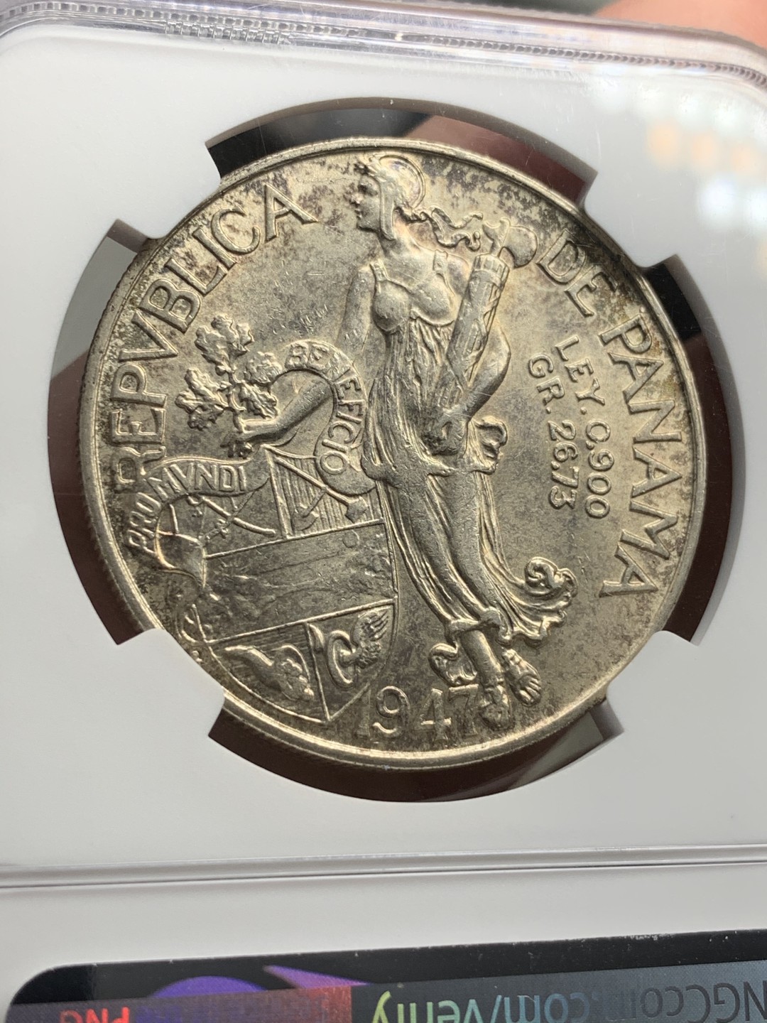 《竞宝斋》第68场-本周日，周一，周四.3场连拍（全场不限金额包邮） NGC-AUD 巴拿马 1947年 1巴波亚 女神银币 银币