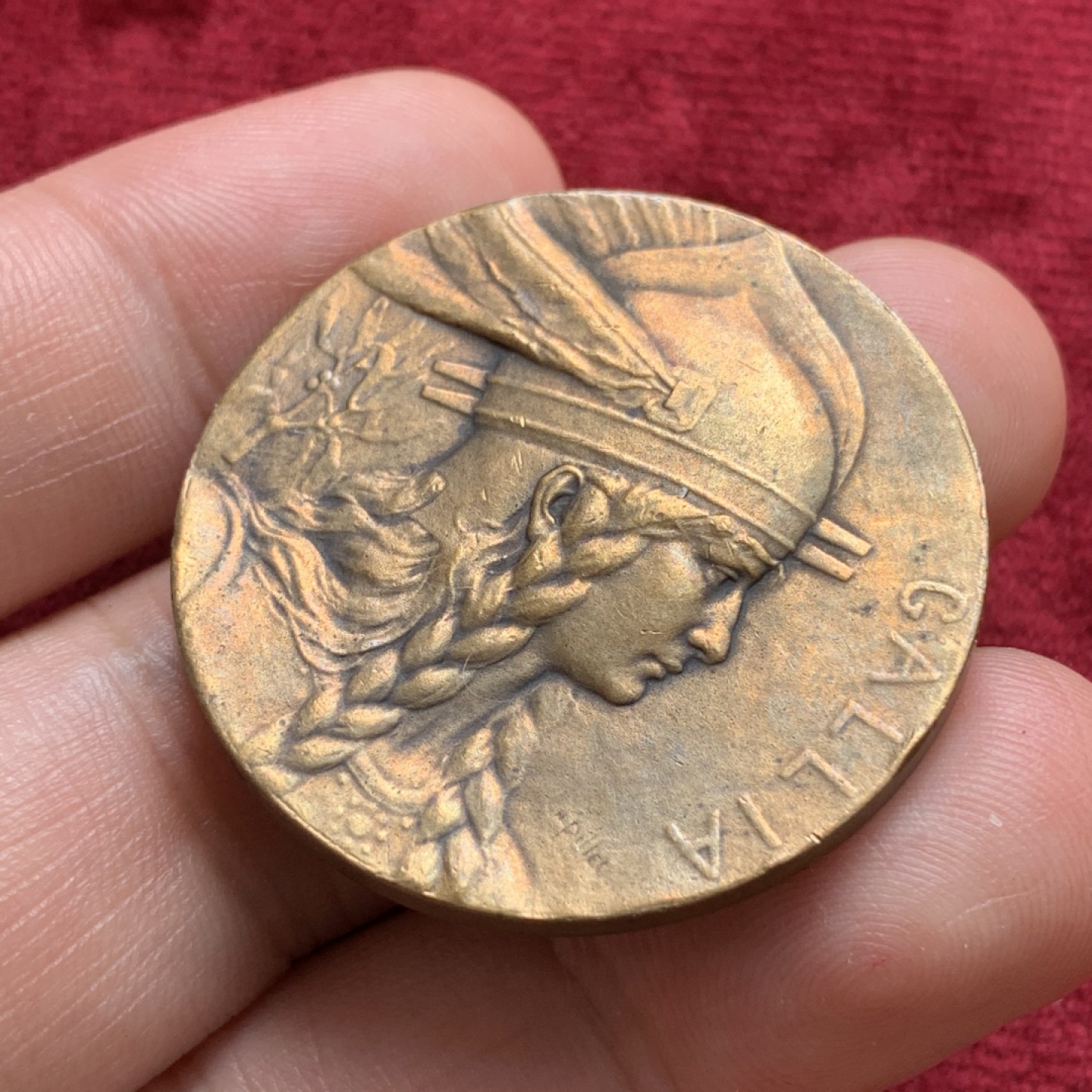 《竞宝斋》第68场-本周日，周一，周四.3场连拍（全场不限金额包邮） 法国 1926年 长辫子 铜章 21.8克 36.4直径 铜边铭