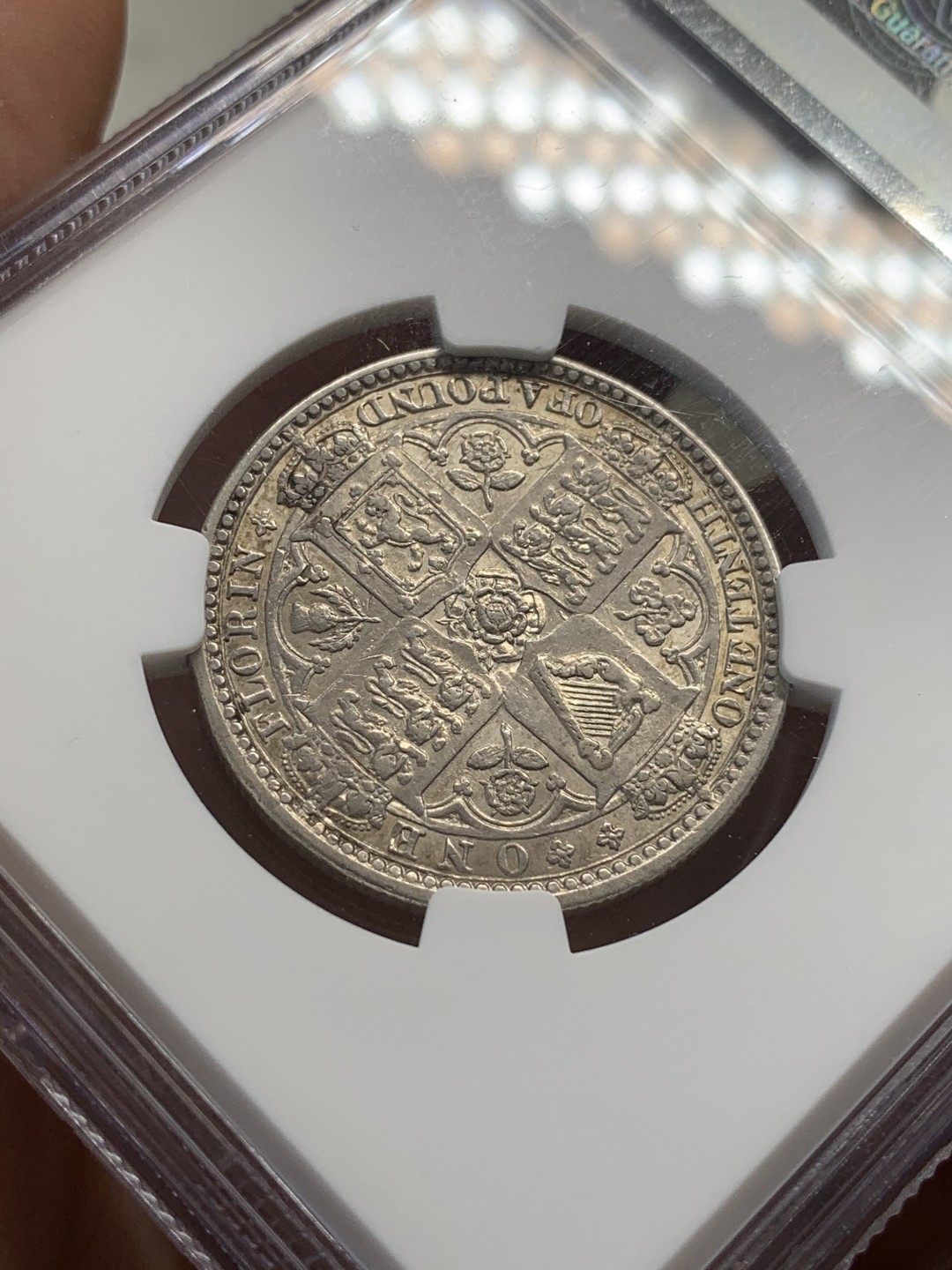 《竞宝斋》第68场-本周日，周一，周四.3场连拍（全场不限金额包邮） NGC AU 英国1849年维多利亚女王 无神版 哥特弗洛林银币 淡彩包浆 很好看