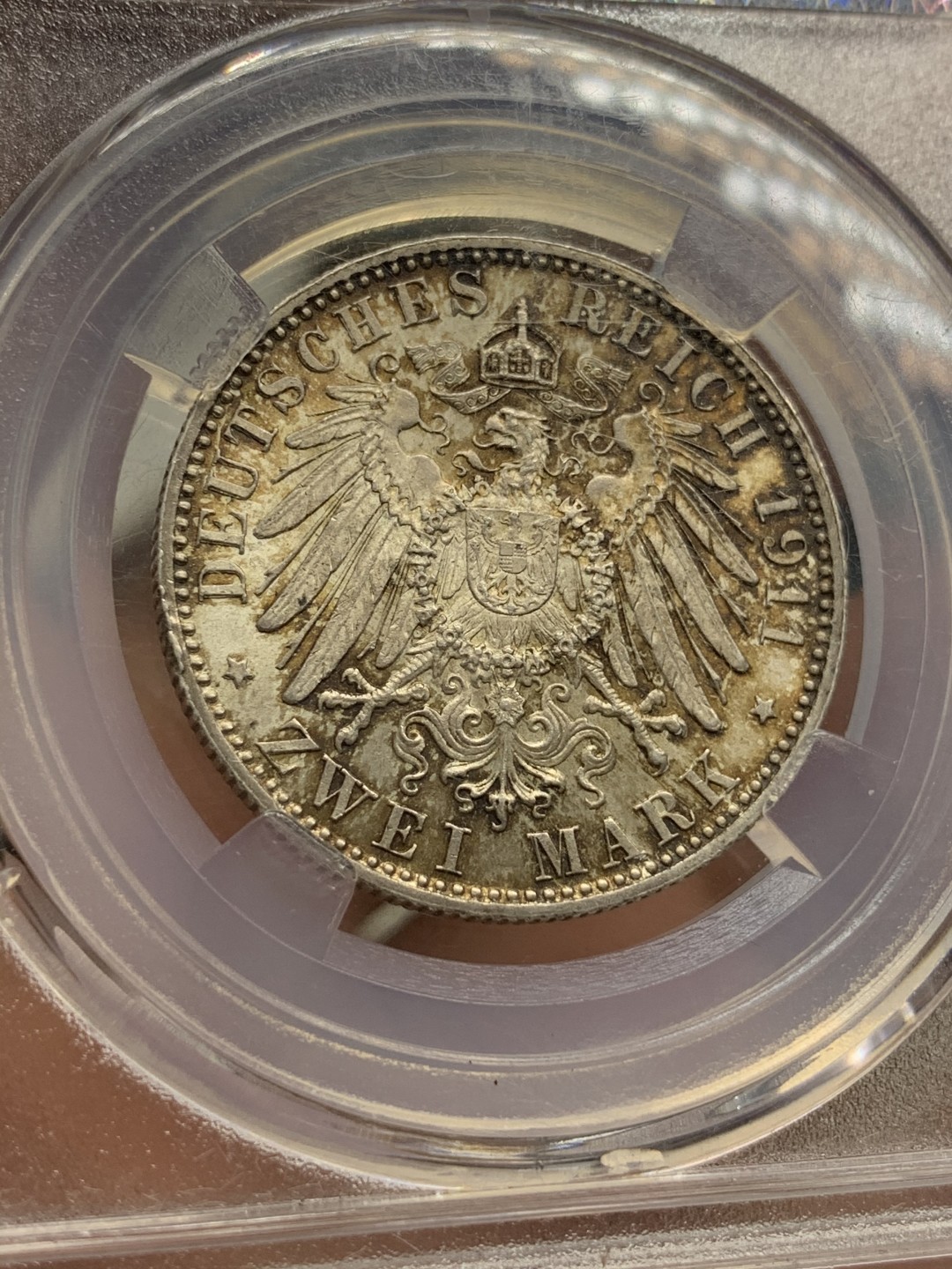 《竞宝斋》第68场-本周日，周一，周四.3场连拍（全场不限金额包邮） 众诚详评MS64 德国 1911摄政王2马克银币，绒布金彩，原滋原味 国内比较严谨的小评级公司 这个砸盒可期