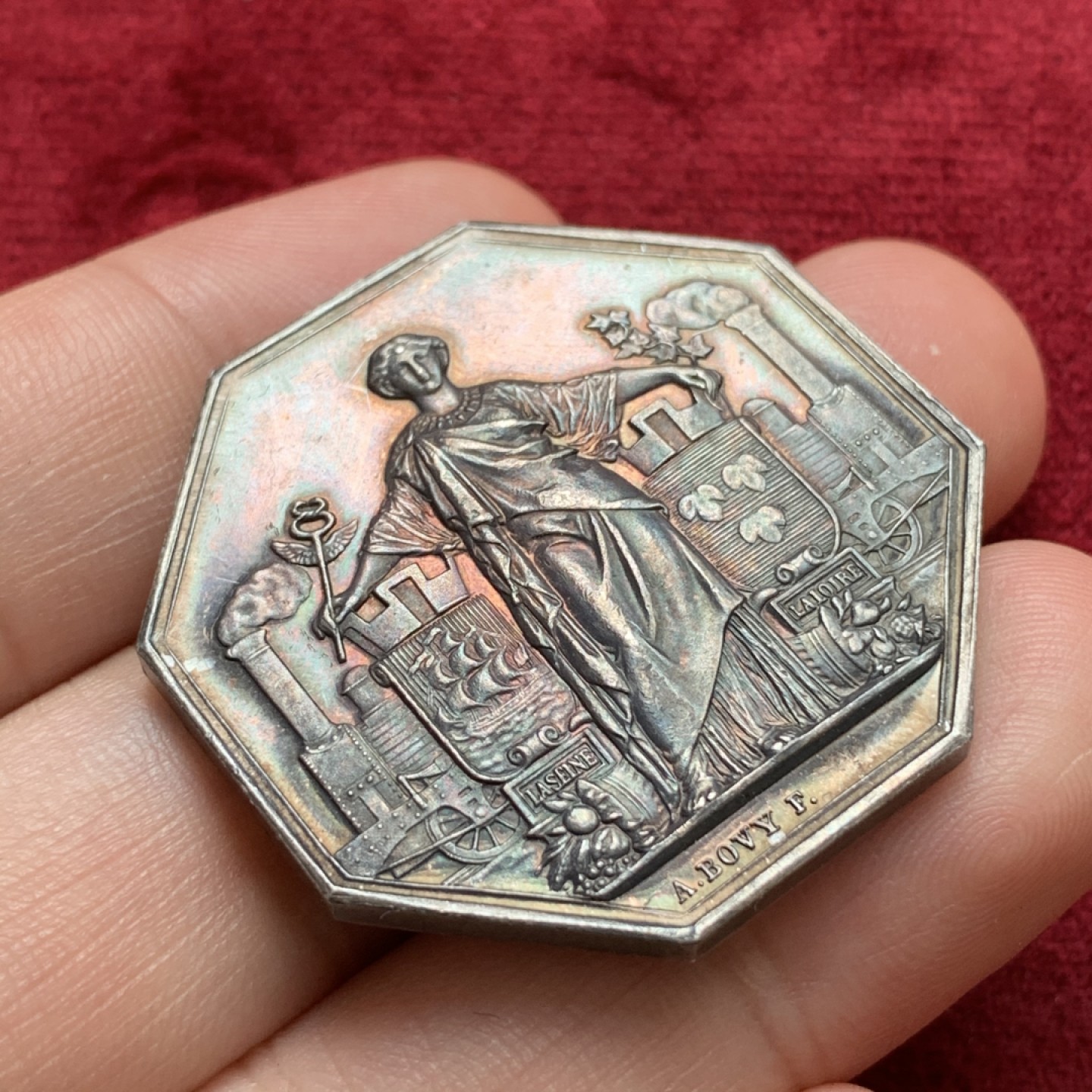 《竞宝斋》第68场-本周日，周一，周四.3场连拍（全场不限金额包邮） 法国1838年火车女神大八角银代币 unc品 原味深五彩包浆 丰饶角边铭 37毫米 24克