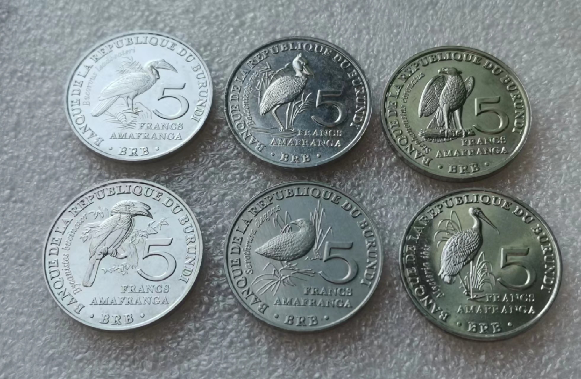 瓶子🏺第45期拍卖会 布隆迪2014年濒临灭绝鸟类6枚套