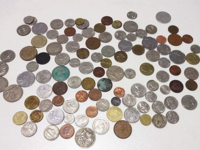 第四期 六月第4期 - 4外国硬币一斤，代友出非本人发货，密封一斤