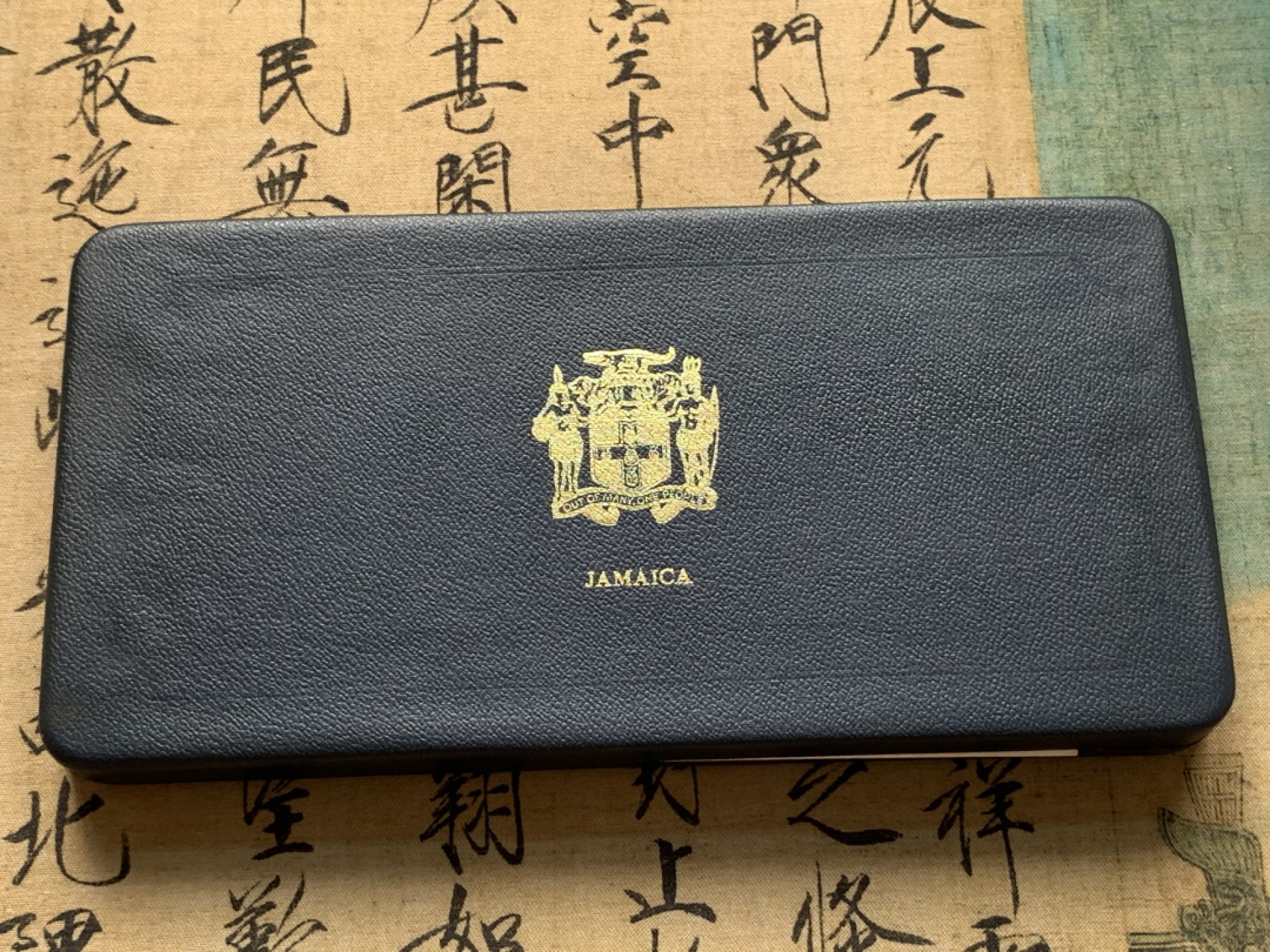 《竞宝斋》第69场-本周日，周一，周四.3场连拍（全场不限金额包邮） 1971年 牙买加 7枚装 1枚银币 42.15 盒证全