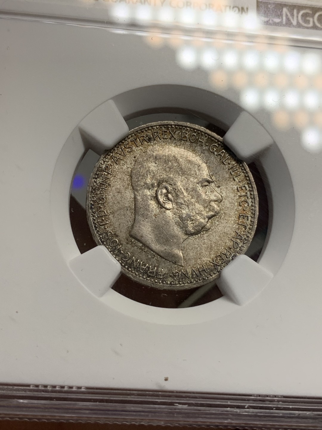 《竞宝斋》第69场-本周日，周一，周四.3场连拍（全场不限金额包邮） NGC-MS64 奥地利 1915年佛朗茨约瑟夫 1克朗 银币 五彩包浆 