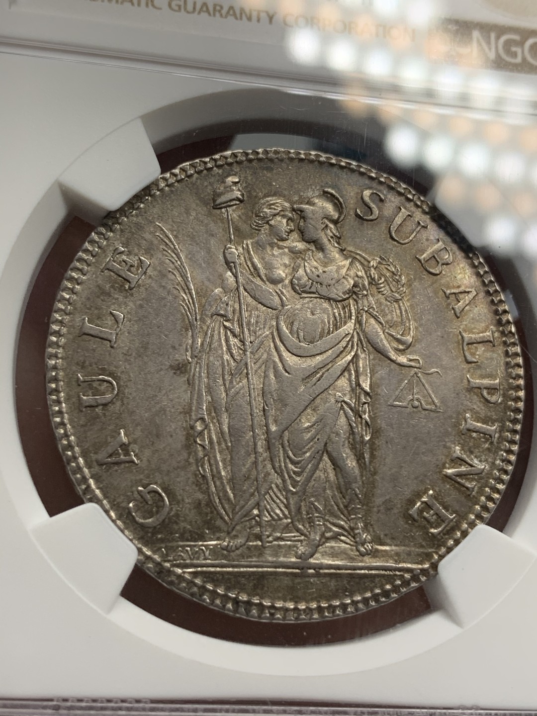 《竞宝斋》第69场-本周日，周一，周四.3场连拍（全场不限金额包邮） NGC AU58 共和10年皮埃蒙特5法郎银币 深打无减重，老包浆，最近共和历的意大利币很火，同版MS61的国内标价2万3