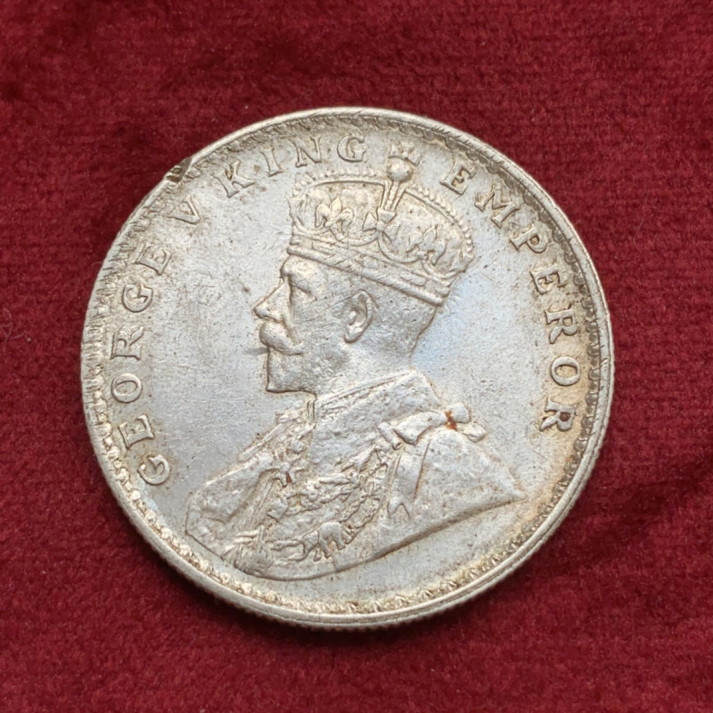 《竞宝斋》第69场-本周日，周一，周四.3场连拍（全场不限金额包邮） 英属 印度 1918年 乔五 1卢比 银币 整体不错 状态如图