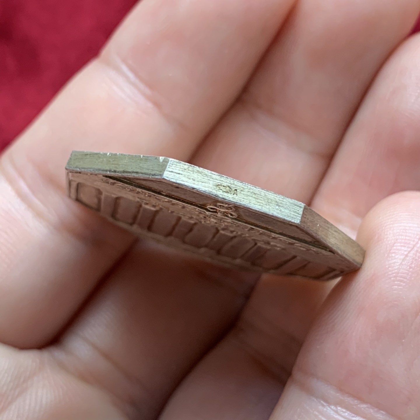 《竞宝斋》第69场-本周日，周一，周四.3场连拍（全场不限金额包邮） 法国1967年巴黎股票经纪人公司八角银章 33mm，21.3克，丰饶角边铭