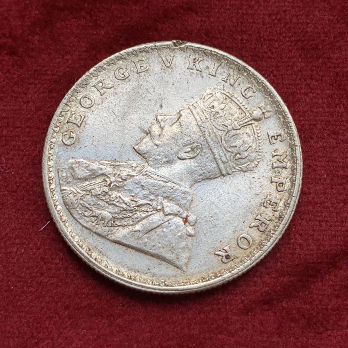 《竞宝斋》第69场-本周日，周一，周四.3场连拍（全场不限金额包邮） 英属 印度 1918年 乔五 1卢比 银币 整体不错 状态如图